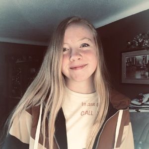 Meet your Posher, Carly